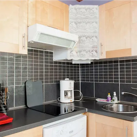 Deux Pièces Appartement *